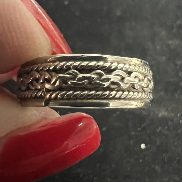 Jewelry - 925 STERLING SILVER CHAIN LINK BAND RING